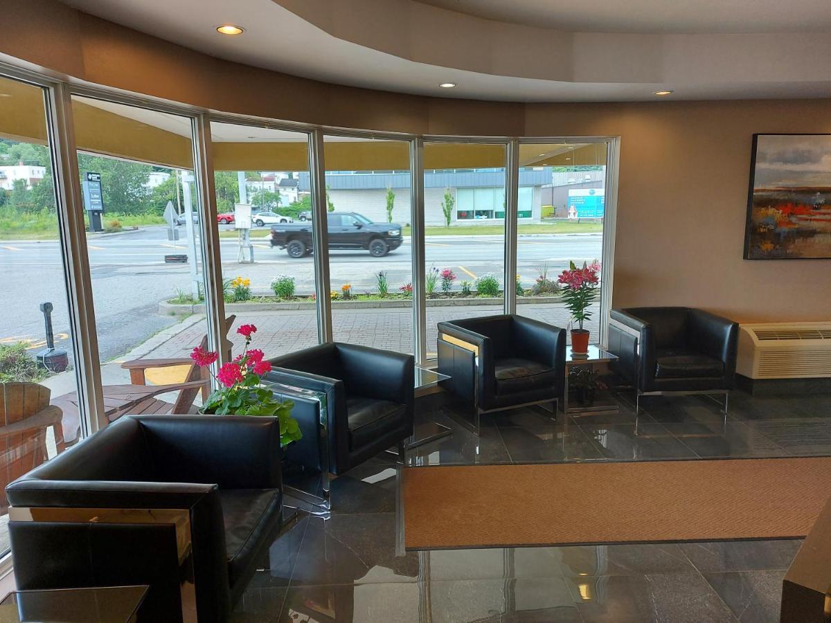 Quality Suites Sainte-Anne-de-Beaupré Buitenkant foto