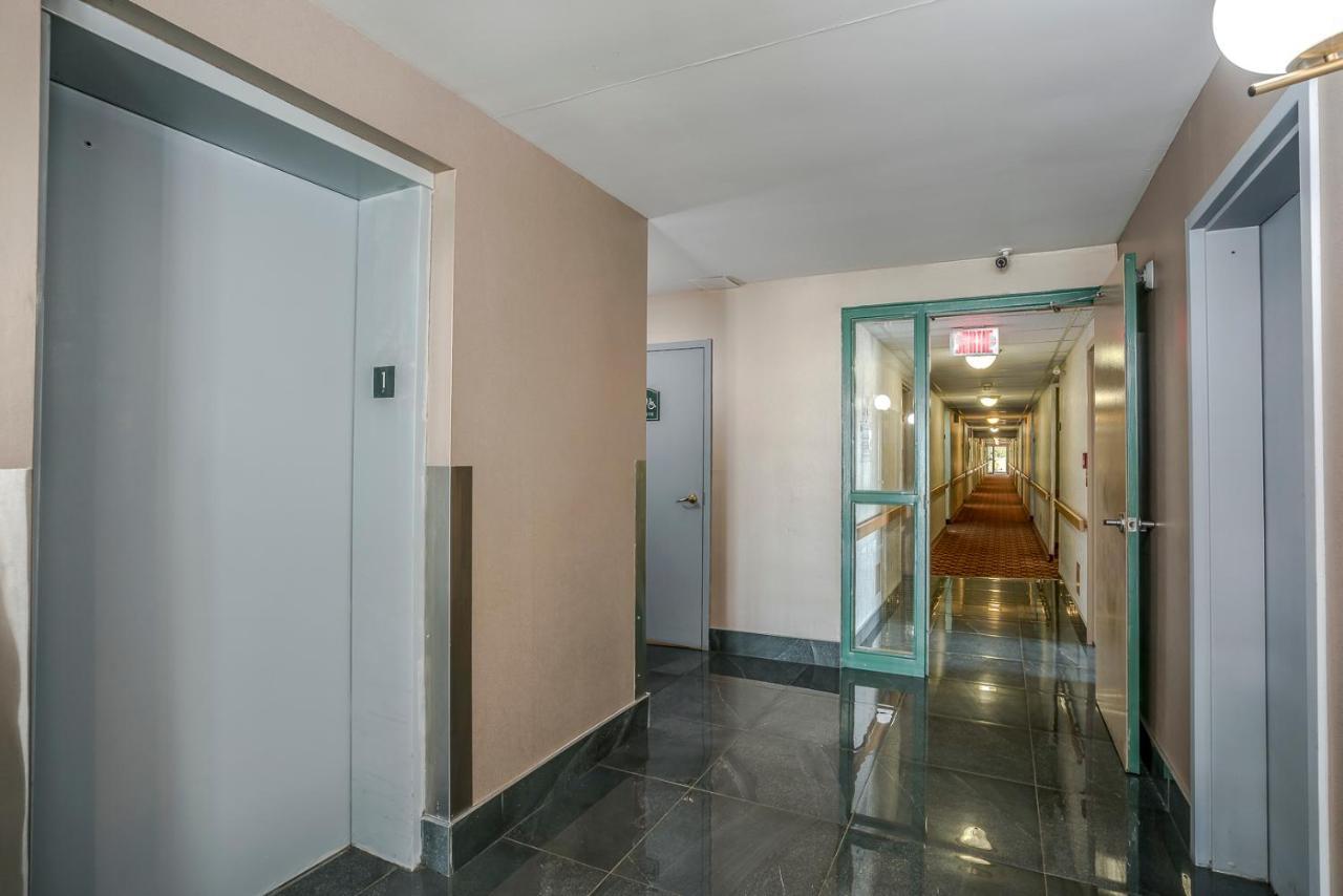 Quality Suites Sainte-Anne-de-Beaupré Buitenkant foto