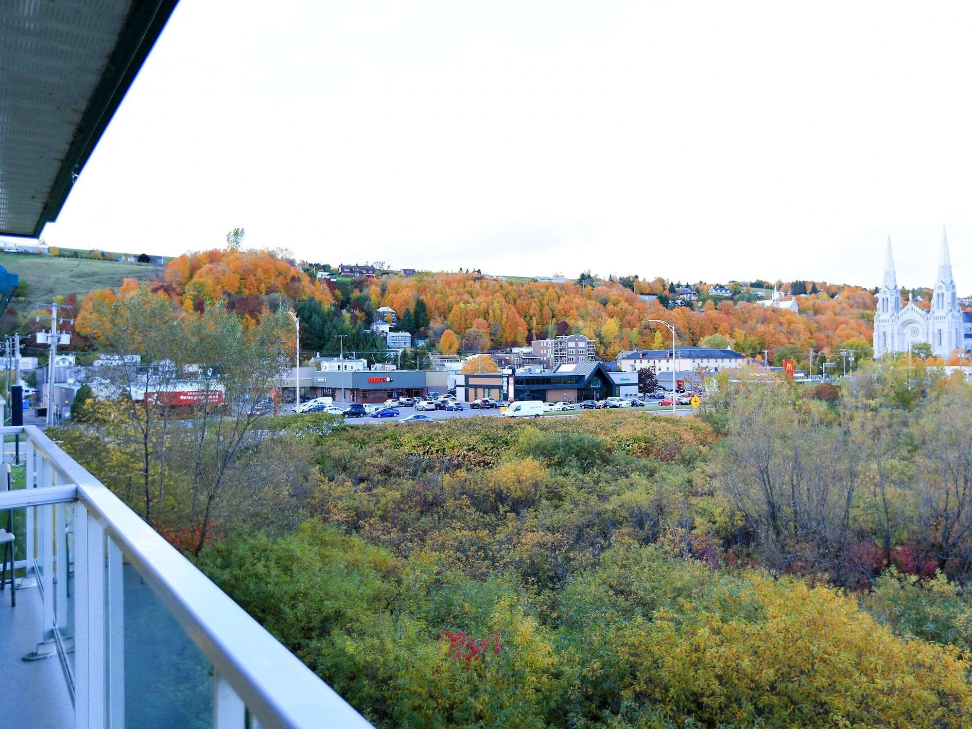 Quality Suites Sainte-Anne-de-Beaupré Buitenkant foto