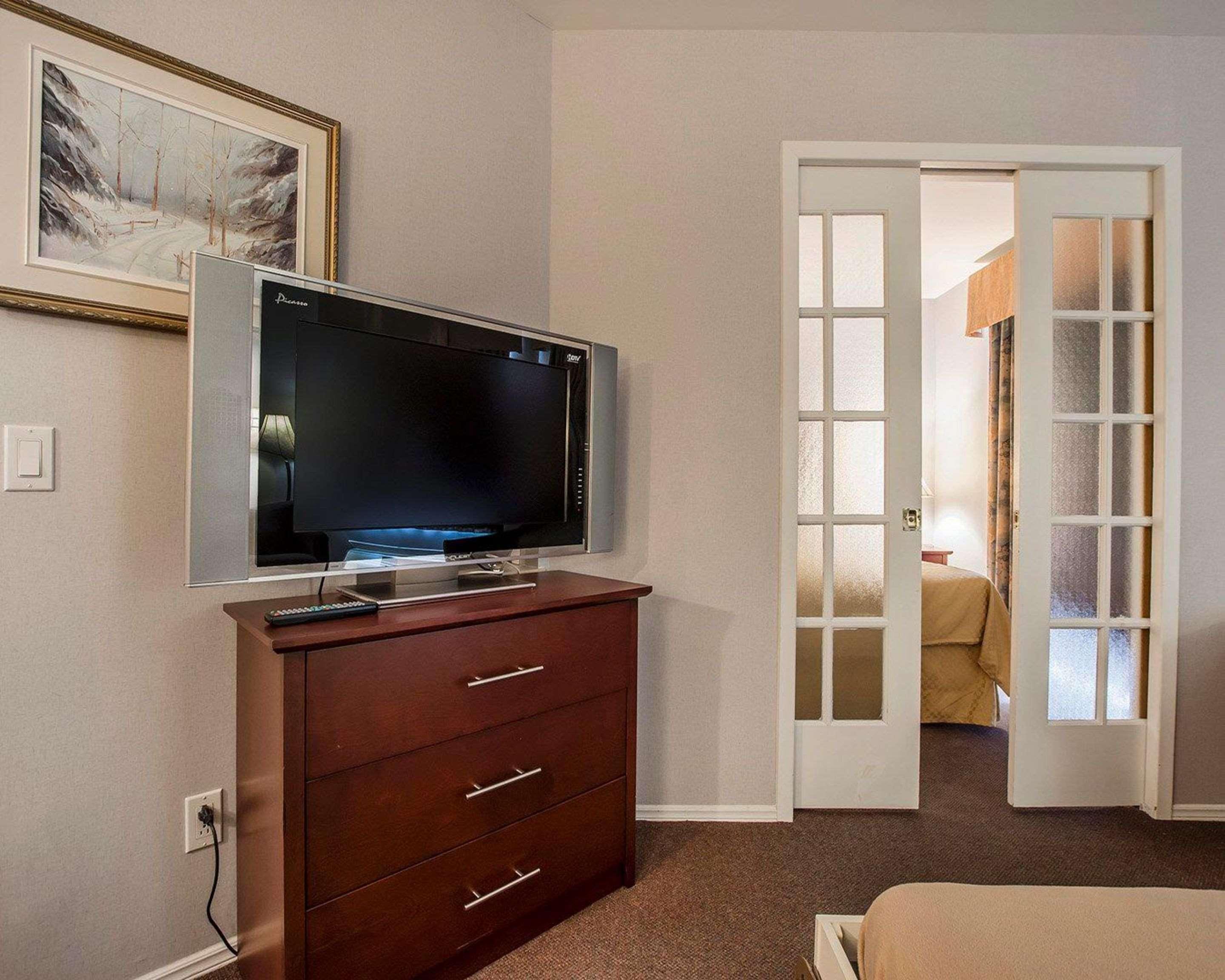 Quality Suites Sainte-Anne-de-Beaupré Buitenkant foto