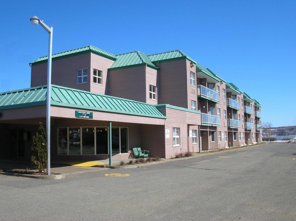 Quality Suites Sainte-Anne-de-Beaupré Buitenkant foto
