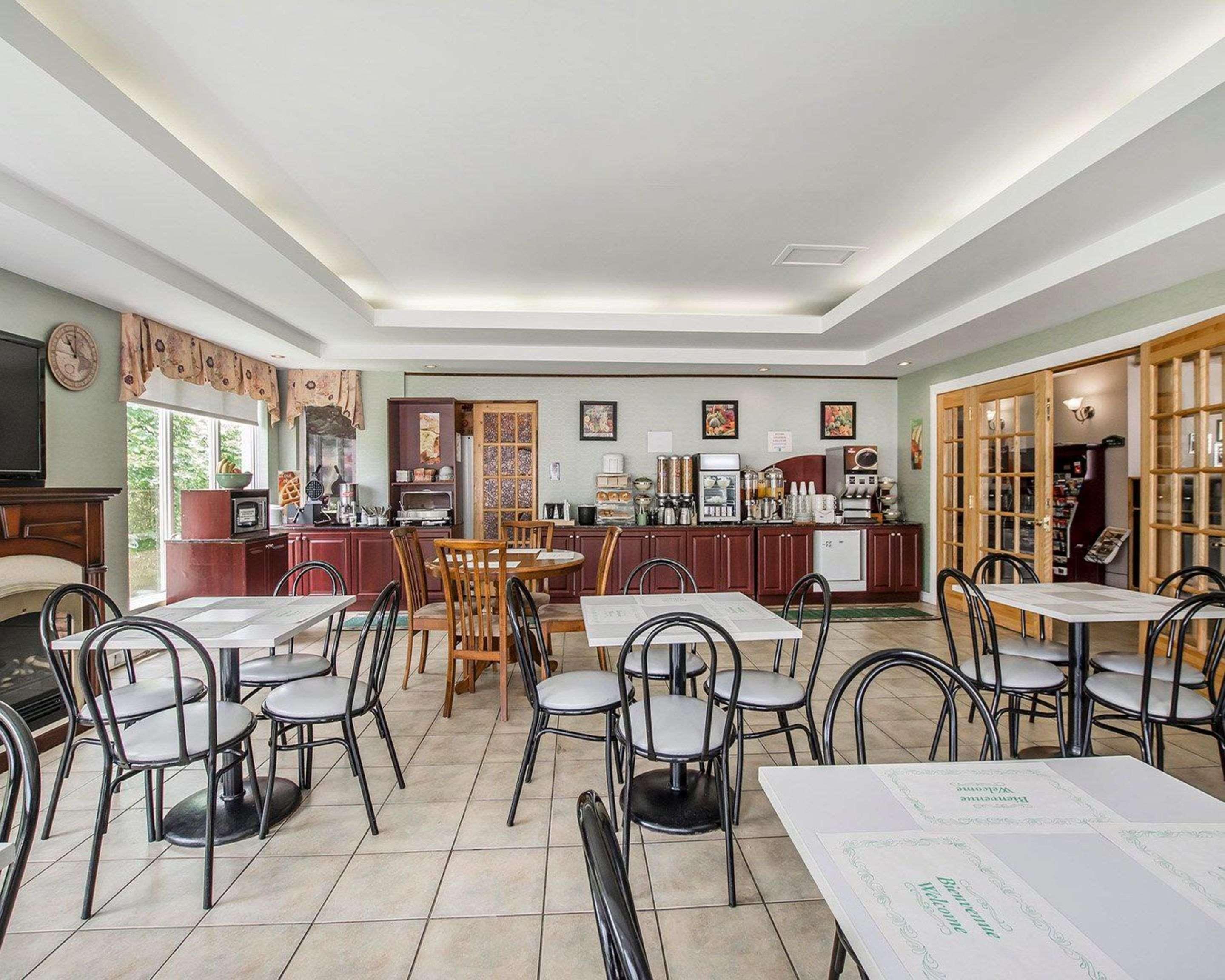 Quality Suites Sainte-Anne-de-Beaupré Buitenkant foto