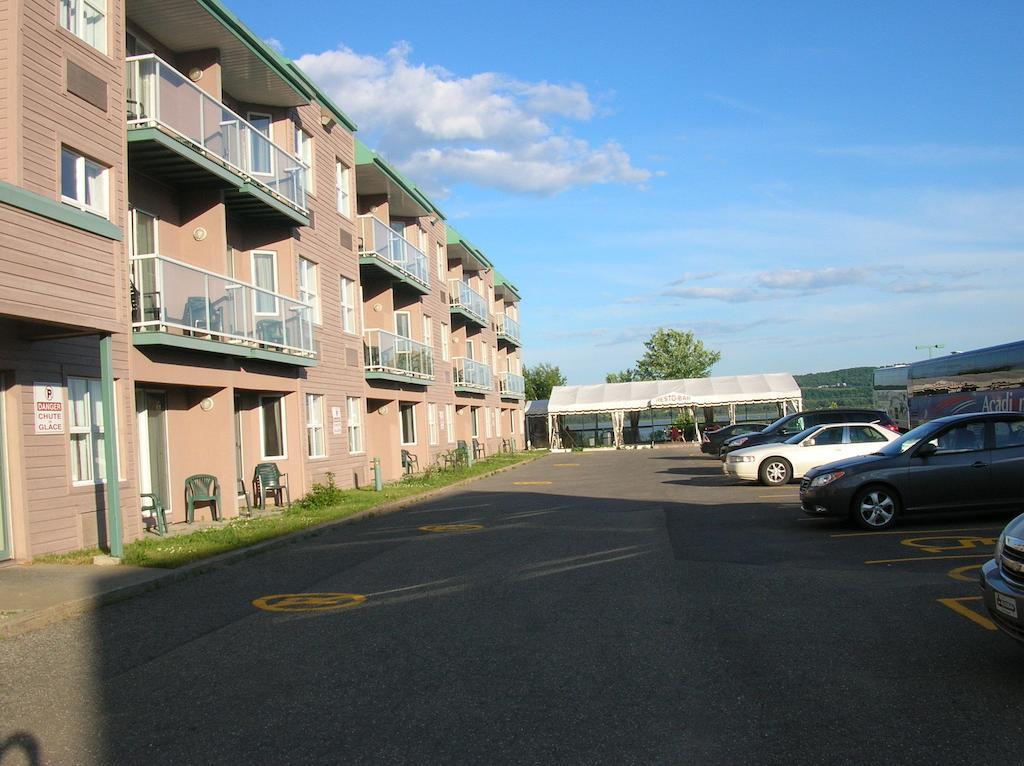 Quality Suites Sainte-Anne-de-Beaupré Buitenkant foto